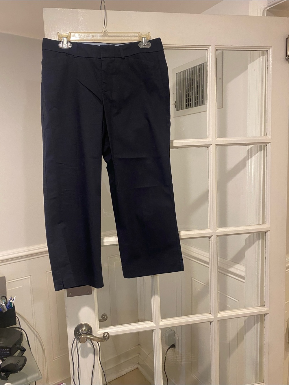 Dockers size 8 length 22 inches pants good condition